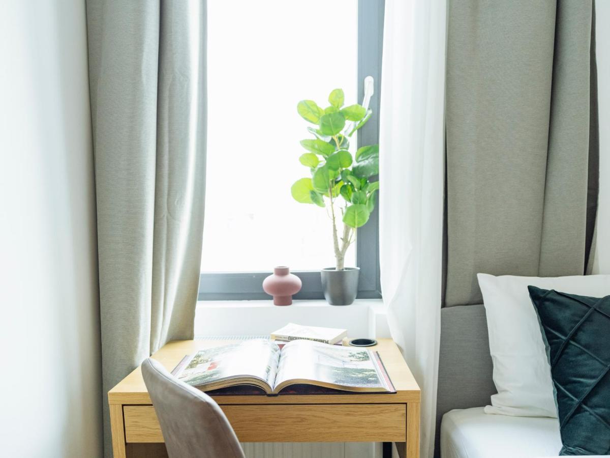 Sunny 2Br Flat - Top Location - Amazing Balcony Bukarest Exteriör bild