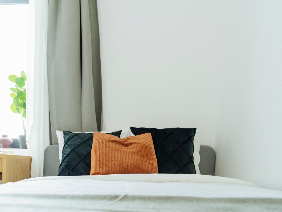 Sunny 2Br Flat - Top Location - Amazing Balcony Bukarest Exteriör bild