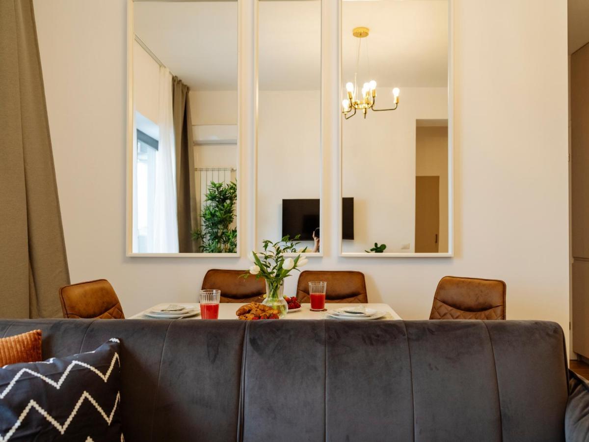 Sunny 2Br Flat - Top Location - Amazing Balcony Bukarest Exteriör bild