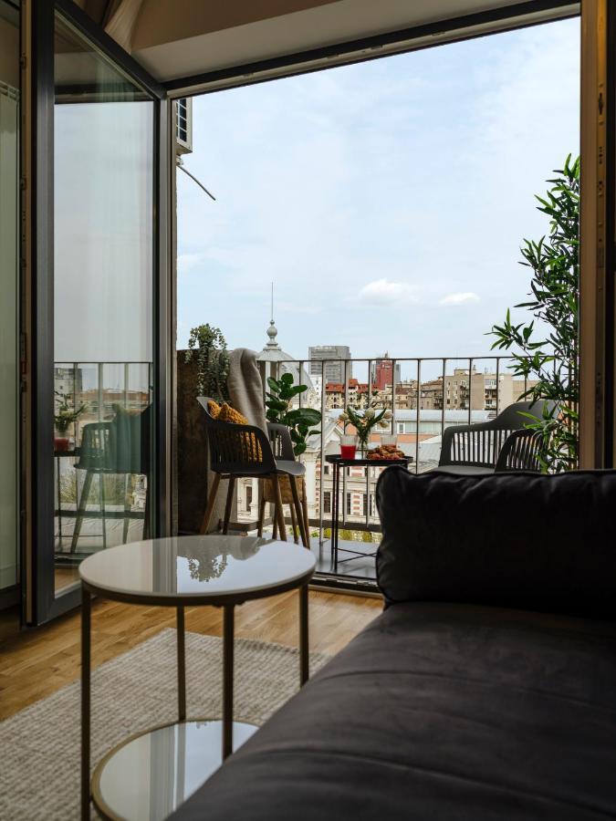 Sunny 2Br Flat - Top Location - Amazing Balcony Bukarest Exteriör bild